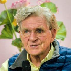 Robert Thurman headshot