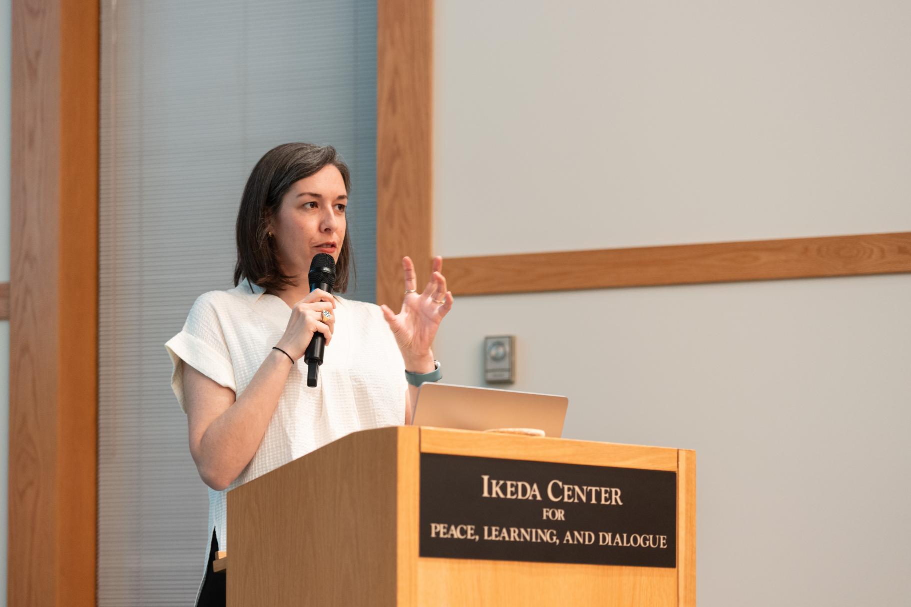 Photo of Eliza O'Neil from the Constructive Dialogue Institute