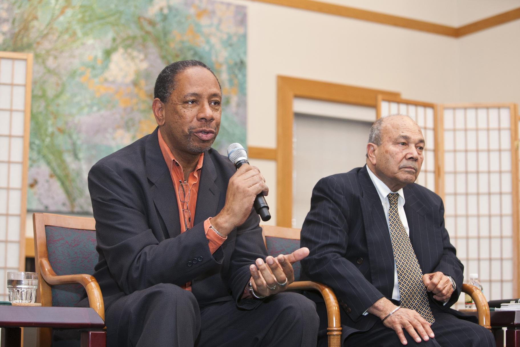 2012 Ikeda Forum panelists respond to questions from the audience