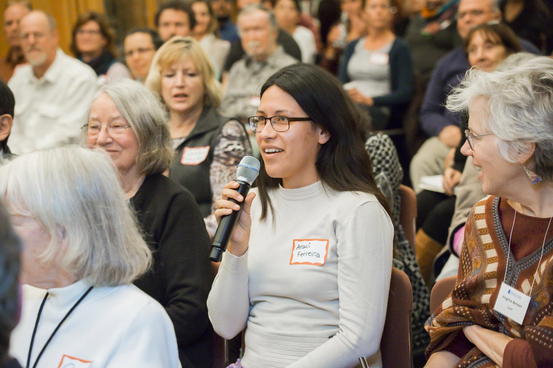 Participant asks a question at the 2016 Ikeda Forum